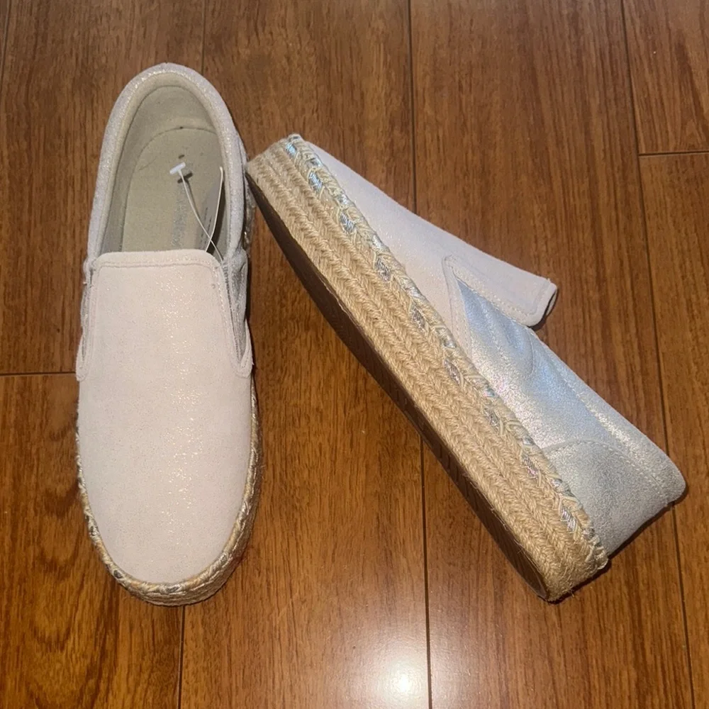 Women's White Slip-On Espadrilles - Picture 1 of 5
